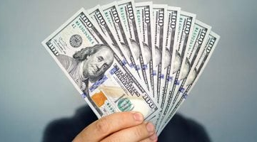 ارتفاع الدولار أمام الجنيه في منتصف التعاملات