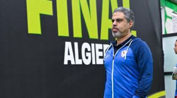 القرار النهائي لم يصدر.. معتمد جمال يترقب موقف عقده الجديد مع الزمالك
                                                
                                                
                                                    22/05/2026 04:00 ص
                                                
                                                
                                                    أكد الإعلامي خالد الغندور أن إدارة النادي لم تتحدث حتى الآن مع معتمد جمال المدير الفني للفريق الأول لكرة القدم بشأن توقيع عقود جديدة للاستمرار في منصبه خلال الموسم المقبل، رغم نجاحه في قيادة الفريق لل