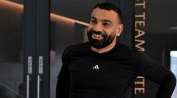 رئيس المقاولون العرب السابق: صلاح لم يرفض الانتقال للزمالك قبل رحيله إلى بازل
                                                
                                                
                                                    25/05/2026 02:00 ص
                                                
                                                
                                                    اكد شريف حبيب رئيس نادي المقاولون العرب السابق، ان محمد صلاح لم يتلقى اي عروضا من الزمالك قبل انتقاله إلى بازل السويسري