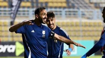 محمود كهربا يذبح أضحية العيد فى مصر القديمة.. صورة