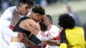 مصدر في الزمالك: يكشف عن حقيقة أزمة مستحقات بيزيرا
                                                
                                                
                                                    29/05/2026 05:09 م
                                                
                                                
                                                    كشف الإعلامي أحمد حسن نقلاً عن مصدر داخل نادي الزمالك عن  عدم وجود أي أزمة تتعلق بمستحقات اللاعب البرازيلي خوان بيزيرا.