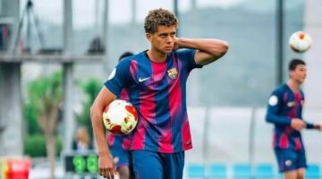 موندو ديبورتيفو: حمزة عبدالكريم يعيش حالة إستثنائية بعد ضمه للمنتخب بجوار صلاح
                                                
                                                
                                                    29/05/2026 01:59 م
                                                
                                                
                                                    سلطت صحيفة موندو ديبورتيفو الإسبانية الضوء على مسيرة حمزة عبدالكريم