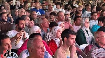 الجماهير المصرية تتابع مباراة مصر وبلجيكا بمقر الأهلى بالجزيرة.. صور