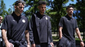 الدرندلي: بعثة المنتخب في أمريكا تسير وفق الخطة.. ولم يسافر أي فرد خارج الإطار الرسمي
                                                
                                                
                                                    31/05/2026 11:32 م
                                                
                                                
                                                    أكد خالد الدرندلي، نائب رئيس الاتحاد المصري لكرة القدم، أن بعثة منتخب مصر المتواجدة حاليًا في الولايات المتحدة الأمريكية