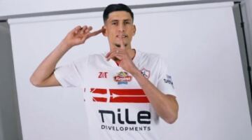 العمايرة: خطأ أقل من ألف دولار وراء أزمة مصدق.. وإيقاف قيد الزمالك لا يرتبط بتسوية اللاعب
                                                
                                                
                                                    08/06/2026 02:56 ص
                                                
                                                
                                                    أكد عامر العمايرة، خبير اللوائح الرياضية، أن أزمة المغربي صلاح مصدق مع الزمالك تعود إلى خطأ مالي بسيط، لكنه تسبب في خسائر كبيرة على النادي.
