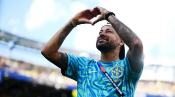 تفاصيل غياب نيمار عن مواجهة البرازيل وهايتي في كأس العالم 2026
                                                
                                                
                                                    19/06/2026 10:34 م
                                                
                                                
                                                    كشفت تقارير صحفية، عن تفاصيل عدم تواجد نيمار دا سيلفا في مباراة البرازيل وهايتي،