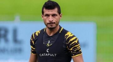 جون إدوارد يرحب بتواجد طارق حامد إداريا في الزمالك
                                                
                                                
                                                    17/06/2026 02:39 م
                                                
                                                
                                                    كشف أحمد حسن، نجم منتخب مصر السابق، نقلا عن مصدر داخل نادي الزمالك، أن جون إدوارد، المدير الرياضي للقلعة البيضاء، يرحب بتواجد نجم الفريق السابق طارق حامد في منصب إداري داخل النادي بداية من الموسم.