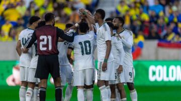 دونيس يحسم اختياراته.. إعلان القائمة النهائية للسعودية في كأس العالم 2026
                                                
                                                
                                                    01/06/2026 11:20 ص
                                                
                                                
                                                    كشف اليوناني جورجيوس دونيس، المدير الفني للمنتخب السعودي، عن القائمة النهائية التي سيخوض بها منافسات كأس العالم 2026