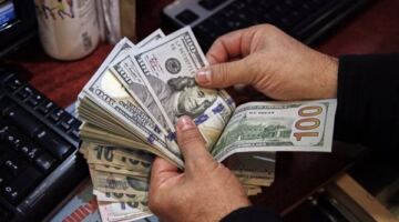 سعر الدولار اليوم الإثنين 8 يونيو 2026.. ارتفاع جديد وتخطي حاجز 52 جنيهًا