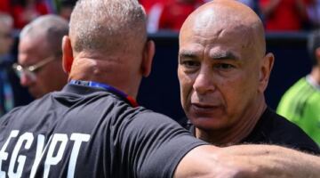 سمير كمونة: حسام حسن نجح «تكتيكيًا» أمام بلجيكا.. ومُتفائل بمشوار مصر في كأس العالم 2026
                                                
                                                
                                                    17/06/2026 03:00 ص
                                                
                                                
                                                    أكد سمير كمونة، نجم النادي الأهلي السابق، أن منتخب مصر قدم مباراة كبيرة أمام بلجيكا، مشيدًا بالأداء التكتيكي