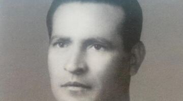 قصة بدأت في مونديال 1934.. من هو عبد الرحمن فوزي أول هداف مصري في كأس العالم؟
                                                
                                                
                                                    09/06/2026 01:38 م
                                                
                                                
                                                    يظل اسم عبد الرحمن فوزي محفورا بأحرف من ذهب في تاريخ كرة القدم المصرية والعربية بعدما أصبح أول لاعب مصري وعربي وأفريقي يهز الشباك في كأس العالم