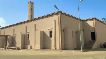 كاتب سعودي يستذكر مؤذنًا يمنيًا في ‘‘نمرة’’ يشبه صوته الشيخ المنشاوي ويتساءل عن مصيره (فيديو)