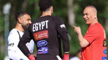 لاعب الزمالك السابق: أدعم المدرب الوطني.. وحسام حسن محظوظ
                                                
                                                
                                                    05/06/2026 03:07 ص
                                                
                                                
                                                    أكد أحمد صالح، لاعب الزمالك السابق، دعمه للمدرب الوطني في تولي المسؤولية الفنية للفرق والمنتخبات، مشيرًا إلى أن حسام حسن، المدير الفني لمنتخب مصر، محظوظ وحقق نجاحات كبيرة.