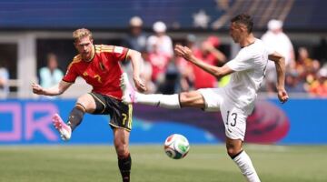 ماذا يحتاج منتخب مصر لحسم التأهل قبل الجولة الأخيرة؟.. كم نقطة تفصل مصر عن دور الـ 32
                                                
                                                
                                                    19/06/2026 02:15 م
                                                
                                                
                                                    

يترقب منتخب مصر مواجهة بالغة الأهمية أمام نظيره النيوزيلندي فجر الإثنين المقبل، ضمن منافسات الجولة الثانية من دور المجموعات ببطولة كأس العالم 2026، في لقاء قد يضع الفراعنة على أعتاب التأهل إلى دور ا