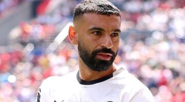 محمد صلاح بين كبار العالم.. فوربس تضع قائد مصر ضمن الأعلى أجرا في مونديال 2026
                                                
                                                
                                                    18/06/2026 01:09 م
                                                
                                                
                                                    واصل النجم المصري محمد صلاح قائد منتخب مصر تأكيد مكانته بين أبرز نجوم كرة القدم عالميا بعدما احتل المركز السادس في قائمة مجلة «فوربس» لأعلى اللاعبين أجرًا