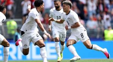 محمد فاروق : خطة محكمة لحسام حسن أمام منتخب بلجيكا
                                                
                                                
                                                    15/06/2026 11:21 م
                                                
                                                
                                                    أنهى منتخب مصر الشوط الأول من مواجهته أمام منتخب بلجيكا متقدمًا بهدف دون رد، في اللقاء المقام على ملعب "لومن فيلد"، ضمن منافسات الجولة الأولى للمجموعة السابعة ببطولة كأس العالم 2026.