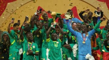 معلومات بارزة.. قائمة منتخب السنغال وقيمته السوقية قبل كأس العالم 2026
                                                
                                                
                                                    06/06/2026 04:01 م
                                                
                                                
                                                    يستعد منتخب السنغال لخوض منافسات كأس العالم 2026 بطموحات كبيرة، في ظل امتلاكه مجموعة مميزة من اللاعبين المحترفين في الدوريات الأوروبية والعربية
