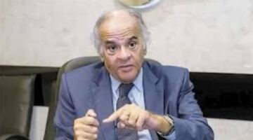 ممدوح عباس يفجر مفاجأة سارة: سيتم إنشاء إستاد للزمالك على الأرض الجديدة
                                                
                                                
                                                    17/06/2026 11:17 م
                                                
                                                
                                                    أعرب ممدوح عباس الرئيس الشرفي لنادي الزمالك، عن سعادته بتخصيص أرض جديدة للنادي في مدينة السادس من أكتوبر، مؤكدًا بأن المسئولية ستكون كبيرة على عاتق مجلس الإدارة من أجل إنشاء الفرع الجديد.