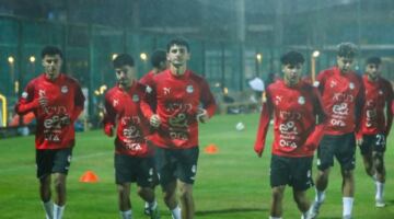 منتخب الشباب يواصل استعداداته لمواجهتي روسيا الوديتين
                                                
                                                
                                                    02/06/2026 01:18 ص
                                                
                                                
                                                    واصل منتخب مصر للشباب مواليد 2007 تدريباته المكثفة لليوم الثالث على التوالي، ضمن المعسكر المغلق المقام حاليًا بمركز المنتخبات الوطنية بمدينة السادس من أكتوبر، تحت القيادة الفنية للكابتن وائل رياض. ويأ
