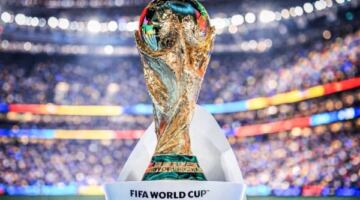 مونديال جديد وقوانين حديثة .. كيف ستتغير كرة القدم في كأس العالم 2026؟
                                                
                                                
                                                    02/06/2026 11:30 ص
                                                
                                                
                                                    لن تكون بطولة كأس العالم 2026 مجرد نسخة جديدة من المونديال بل تبدو أقرب إلى بداية مرحلة مختلفة في تاريخ كرة القدم العالمية