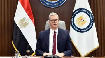 وزارة البترول و"إيني" تبحثان إضافة إنتاج جديد من الغاز قبل نهاية يونيو