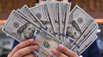 تغيرات جديدة في سعر صرف الدولار مقابل الجنيه داخل البنك الأهلي المصري