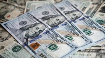 تغيرات ملحوظة في سعر صرف الدولار أمام الجنيه بختام تعاملات الثلاثاء