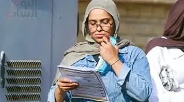طلاب الشعبة العلمية يعبرون عن استيائهم من صعوبة امتحان الكيمياء