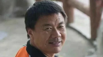 عامل توصيل طلبات يحصد أرفع جائزة أدبية في الصين بفضل رواية التحليق المنخفض