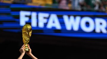 مواجهات نارية في نصف نهائي كأس العالم والقنوات الناقلة للمباريات الحاسمة