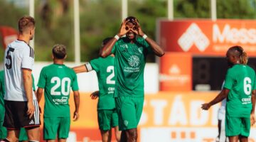 القنوات الناقلة لمواجهة الدرعية والأهلي في دوري روشن السعودي وطرق متابعتها مباشرة