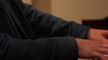 سامسونج تعتمد مقطوعة شوبان الكلاسيكية نغمة رنين حصرية لهواتفها القابلة للطي